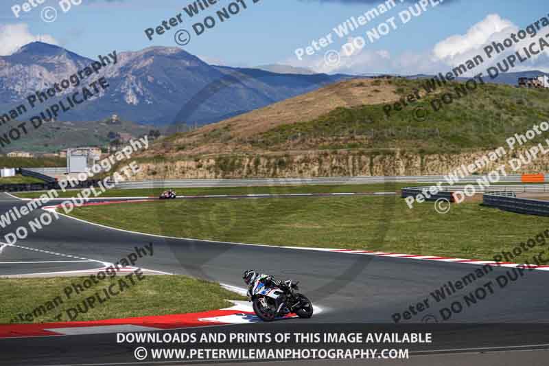 cadwell no limits trackday;cadwell park;cadwell park photographs;cadwell trackday photographs;enduro digital images;event digital images;eventdigitalimages;navarra;no limits trackdays;peter wileman photography;racing digital images;trackday digital images;trackday photos